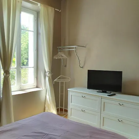 Domaine De La Petite Tour Guest house Montreal (Aude)