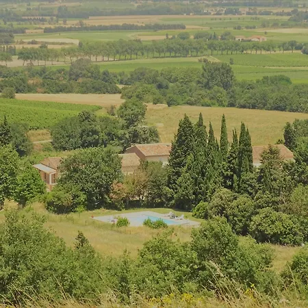 Domaine De La Petite Tour Guest house