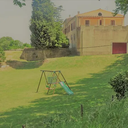 Domaine De La Petite Tour Guest house Montreal (Aude)