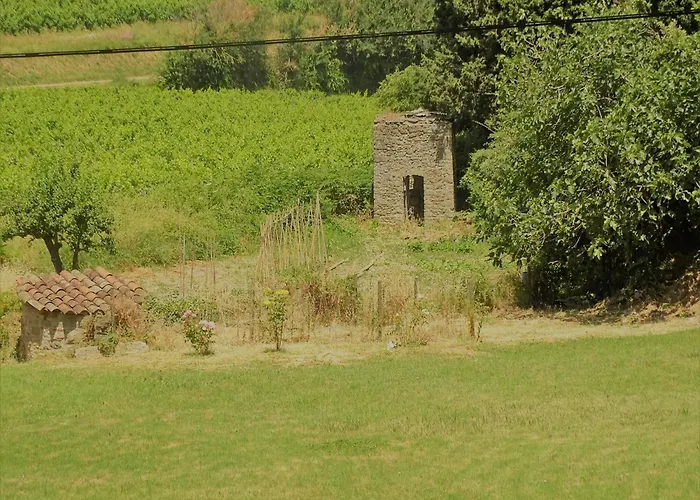 Konukevi Domaine De La Petite Tour